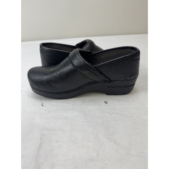 Dansko Women's XP 2.0 Tooled Professional Clog-Size 37EU/6.5 -7US - Picture 3 of 11